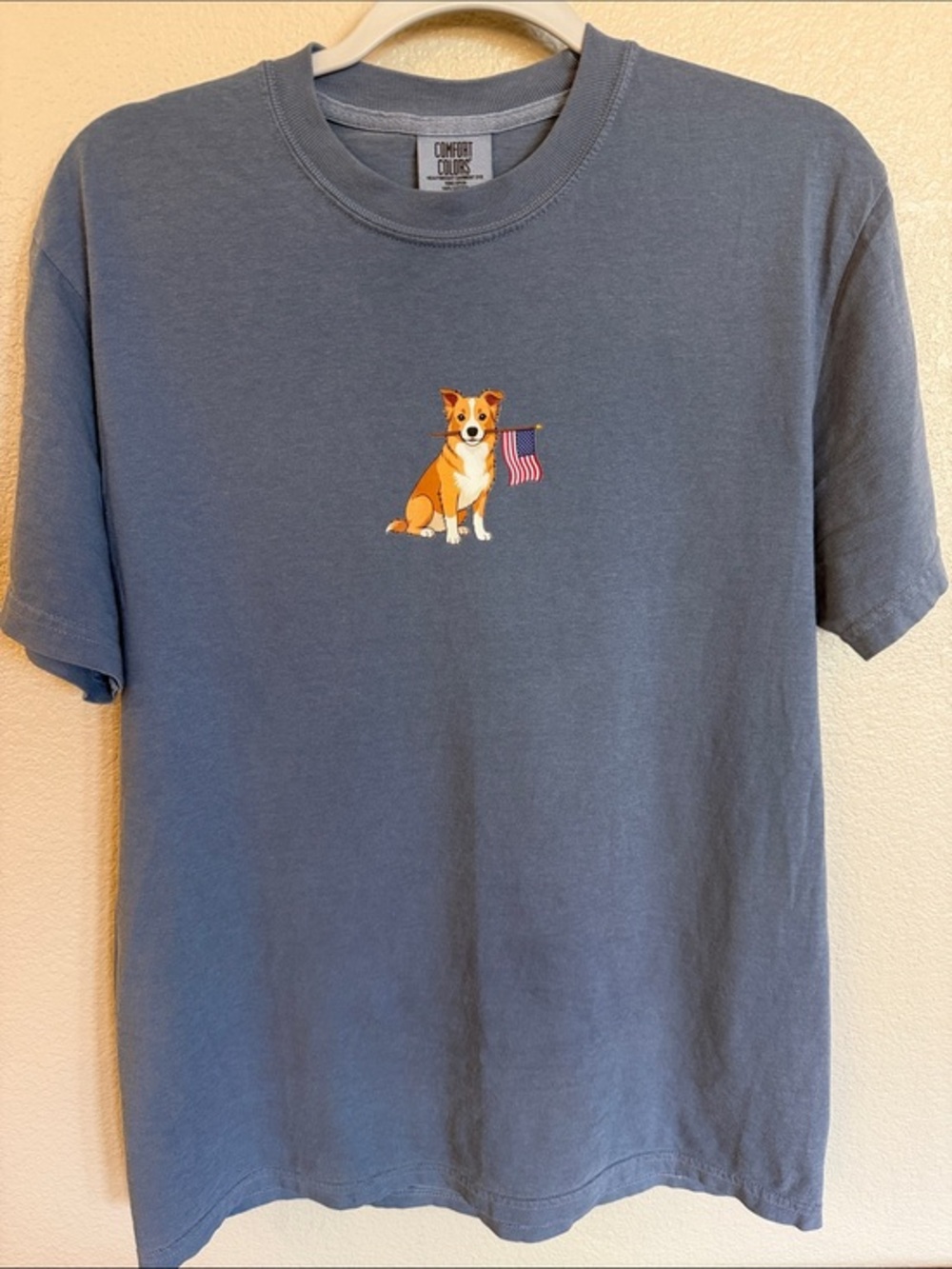 Comfort Colors M Blue Dog Tee with Flag Graphic NEW